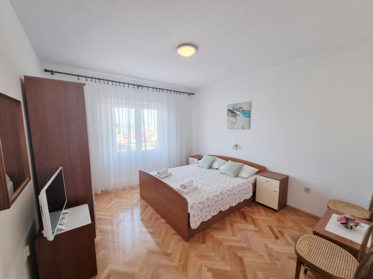Apartman Bidol Макарска Экстерьер фото